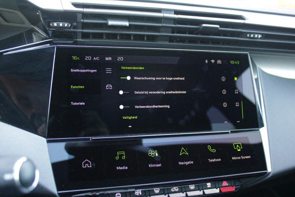 Peugeot 408 1.2 Hybrid 145PK AUTOMAAT GT | 360° CAMERA | DODEHOEK DETECTIE | KEYLESS ENTRY/START | ADAPTIVE CRUISE CONTROL | NAVIGATIE | DRAADLOZE APPLE CARPLAY/ANDROID AUTO | PARKEERSENSOREN VOOR + ACHTER | LED MATRIX KOPLAMPEN | 19" LICHTMETALEN VELGEN | ELEKTRISCH BEDIENBARE ACHTERKLEP | CLIMATE CONTROL | STUUR VERWARMING |