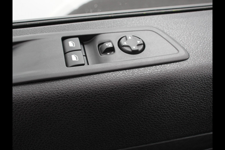 Opel Vivaro 2.0 BlueHDi 180 S&S L3 Automaat Apple Carplay /  Android Auto Parkeersensoren V+A Trekhaak Camera Navigatie Cruise Control LED koplampen houten afwerking laadruimte