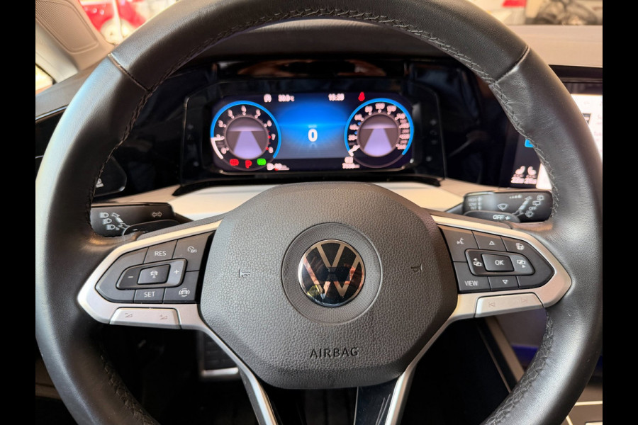 Volkswagen Golf 1.0 eTSI Move IQ Drive Virtuall ACC Carplay Sfeer Stoel/stuurverw