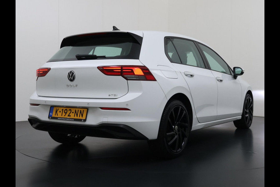 Volkswagen Golf 1.0 eTSI Life Business AUTOMAAT| ADAPTIVE CRUISE CONTROL| STOEL+ STUURVERWARMING| APPLE CARPLAY/ ANDROID AUTO| 18 INCH HOOGLANS ZWARTE VELGEN| BTW| RIJKLAAPRIJS INCL. 12 MND BOVAG GARANTIE