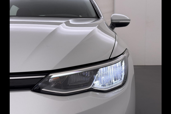 Volkswagen Golf 1.0 eTSI Life Business AUTOMAAT| ADAPTIVE CRUISE CONTROL| STOEL+ STUURVERWARMING| APPLE CARPLAY/ ANDROID AUTO| 18 INCH HOOGLANS ZWARTE VELGEN| BTW| RIJKLAAPRIJS INCL. 12 MND BOVAG GARANTIE