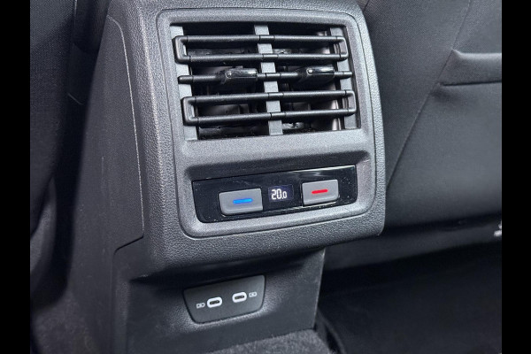 Volkswagen Golf 1.0 eTSI Life Business AUTOMAAT| ADAPTIVE CRUISE CONTROL| STOEL+ STUURVERWARMING| APPLE CARPLAY/ ANDROID AUTO| 18 INCH HOOGLANS ZWARTE VELGEN| BTW| RIJKLAAPRIJS INCL. 12 MND BOVAG GARANTIE