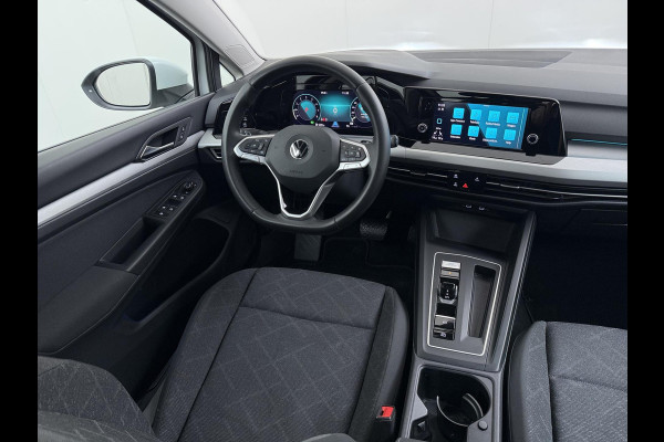 Volkswagen Golf 1.0 eTSI Life Business AUTOMAAT| ADAPTIVE CRUISE CONTROL| STOEL+ STUURVERWARMING| APPLE CARPLAY/ ANDROID AUTO| 18 INCH HOOGLANS ZWARTE VELGEN| BTW| RIJKLAAPRIJS INCL. 12 MND BOVAG GARANTIE