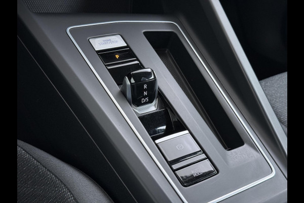 Volkswagen Golf 1.0 eTSI Life Business AUTOMAAT| ADAPTIVE CRUISE CONTROL| STOEL+ STUURVERWARMING| APPLE CARPLAY/ ANDROID AUTO| 18 INCH HOOGLANS ZWARTE VELGEN| BTW| RIJKLAAPRIJS INCL. 12 MND BOVAG GARANTIE