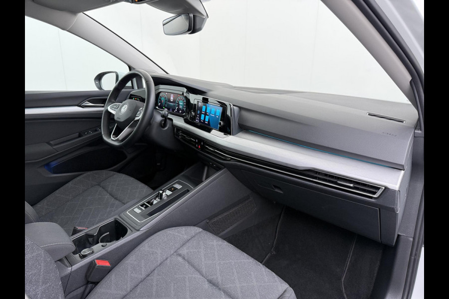 Volkswagen Golf 1.0 eTSI Life Business AUTOMAAT| ADAPTIVE CRUISE CONTROL| STOEL+ STUURVERWARMING| APPLE CARPLAY/ ANDROID AUTO| 18 INCH HOOGLANS ZWARTE VELGEN| BTW| RIJKLAAPRIJS INCL. 12 MND BOVAG GARANTIE