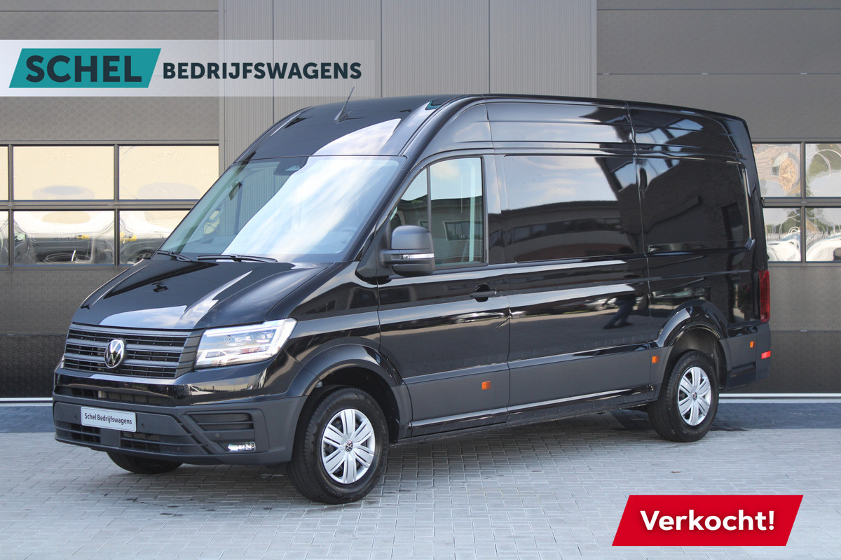 Volkswagen Crafter 35 2.0 TDI L3H3 177pk - Facelift - Navigatie - LED - Geveerde stoel - Virtual cockpit - Camera - Trekhaak - Stoelverwarming - Ri