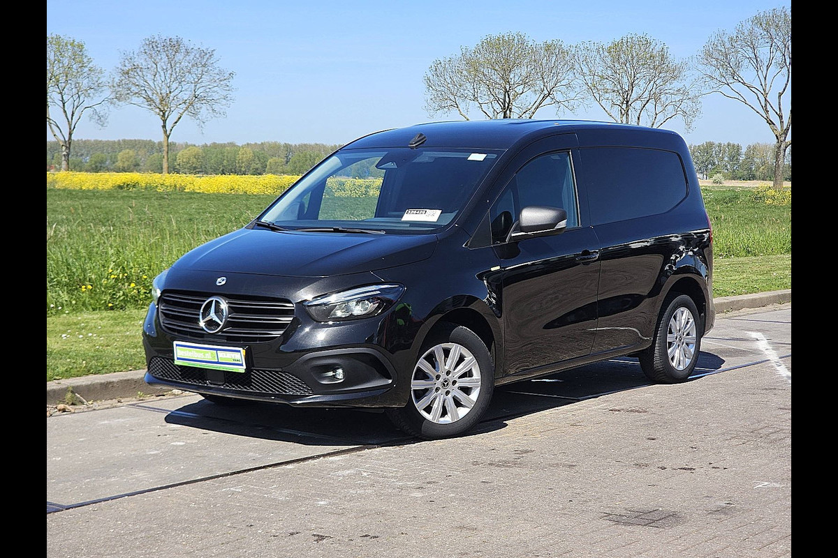 Mercedes-Benz Citan 110 CDI L1 Pro L1 Pro Navi Mbux LED Trekhaak Airco Camera Stoelverwarming Lichtmetaal Euro6 95 PK!