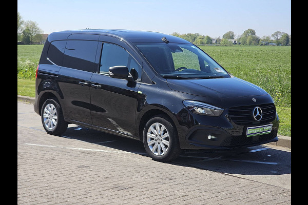 Mercedes-Benz Citan 110 CDI L1 Pro L1 Pro Navi Mbux LED Trekhaak Airco Camera Stoelverwarming Lichtmetaal Euro6 95 PK!