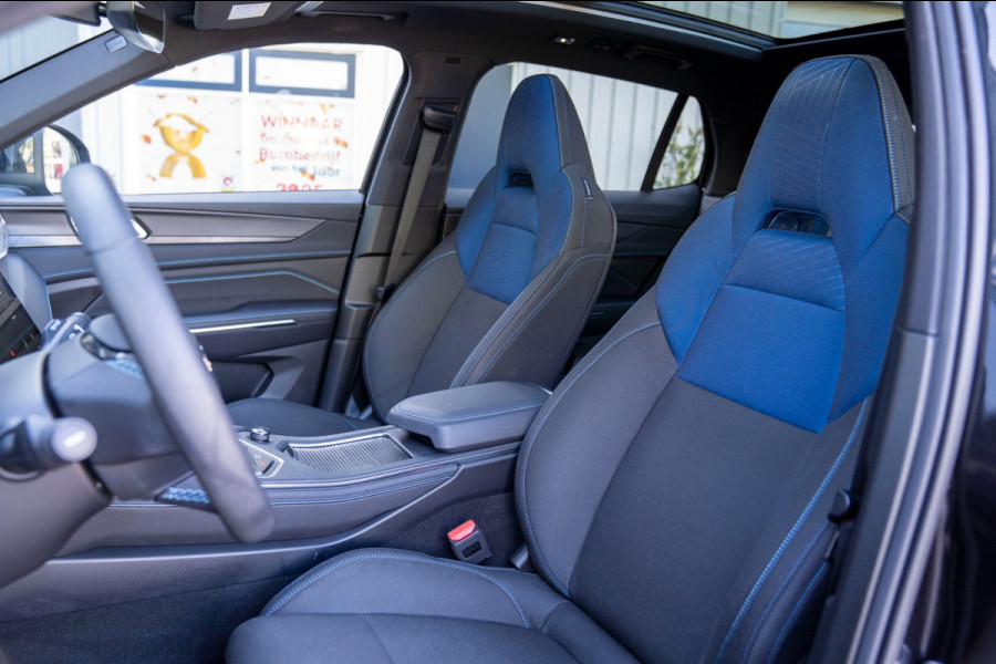 Lynk & Co 01 1.5 261 PK Plugin Hybrid|Prijs rijklaar incl. 12 mnd garantie| Navi Panodak Ledverlichting Keyless ACC Blindspot