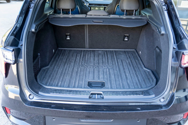 Lynk & Co 01 1.5 261 PK Plugin Hybrid|Prijs rijklaar incl. 12 mnd garantie| Navi Panodak Ledverlichting Keyless ACC Blindspot