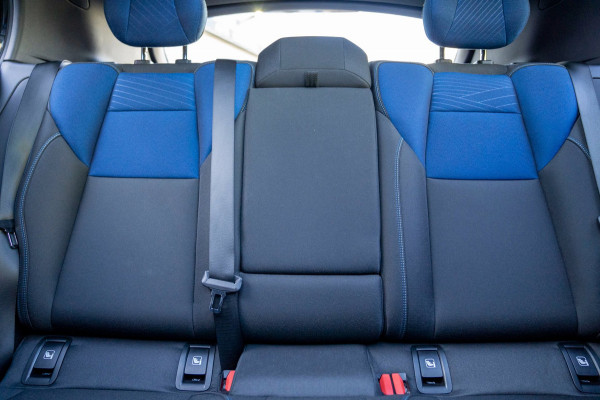 Lynk & Co 01 1.5 261 PK Plugin Hybrid|Prijs rijklaar incl. 12 mnd garantie| Navi Panodak Ledverlichting Keyless ACC Blindspot