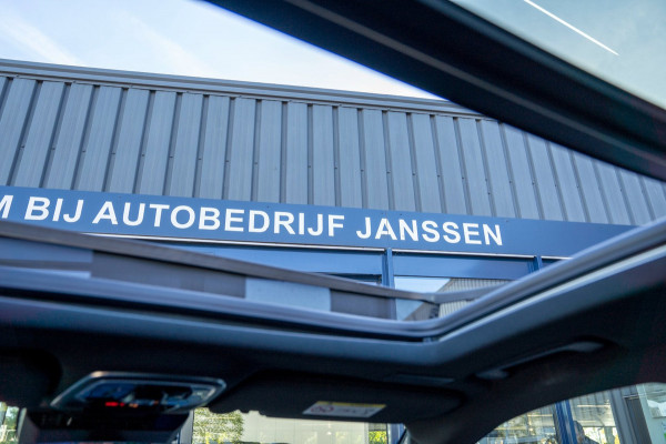 Lynk & Co 01 1.5 261 PK Plugin Hybrid|Prijs rijklaar incl. 12 mnd garantie| Navi Panodak Ledverlichting Keyless ACC Blindspot