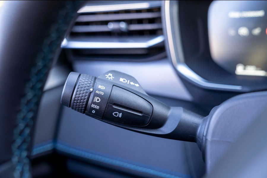 Lynk & Co 01 1.5 261 PK Plugin Hybrid|Prijs rijklaar incl. 12 mnd garantie| Navi Panodak Ledverlichting Keyless ACC Blindspot