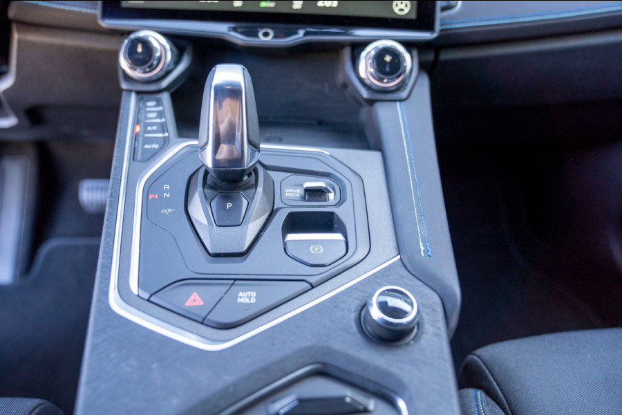 Lynk & Co 01 1.5 261 PK Plugin Hybrid|Prijs rijklaar incl. 12 mnd garantie| Navi Panodak Ledverlichting Keyless ACC Blindspot