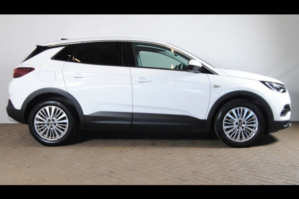 Opel Grandland X 1.2 Turbo Innovation | Carplay | Luxe uitgevoerd | Winterpakket!
