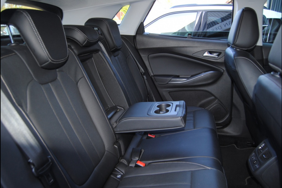 Opel Grandland X 1.2 Turbo Innovation | Carplay | Luxe uitgevoerd | Winterpakket!