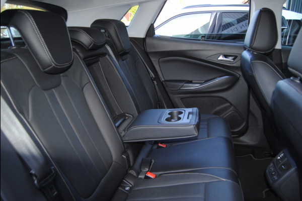 Opel Grandland X 1.2 Turbo Innovation | Carplay | Luxe uitgevoerd | Winterpakket!