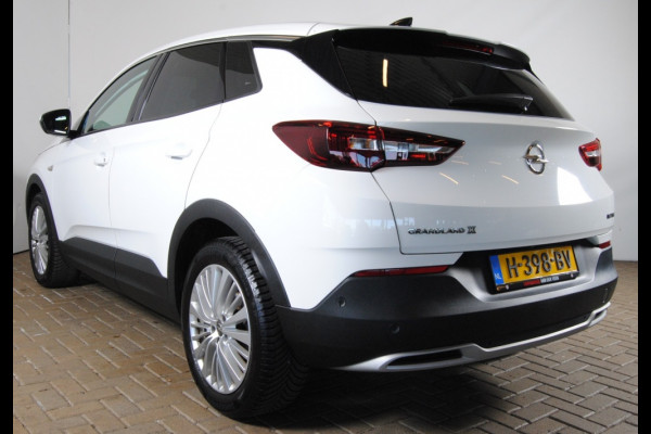 Opel Grandland X 1.2 Turbo Innovation | Carplay | Luxe uitgevoerd | Winterpakket!