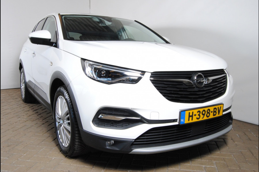 Opel Grandland X 1.2 Turbo Innovation | Carplay | Luxe uitgevoerd | Winterpakket!