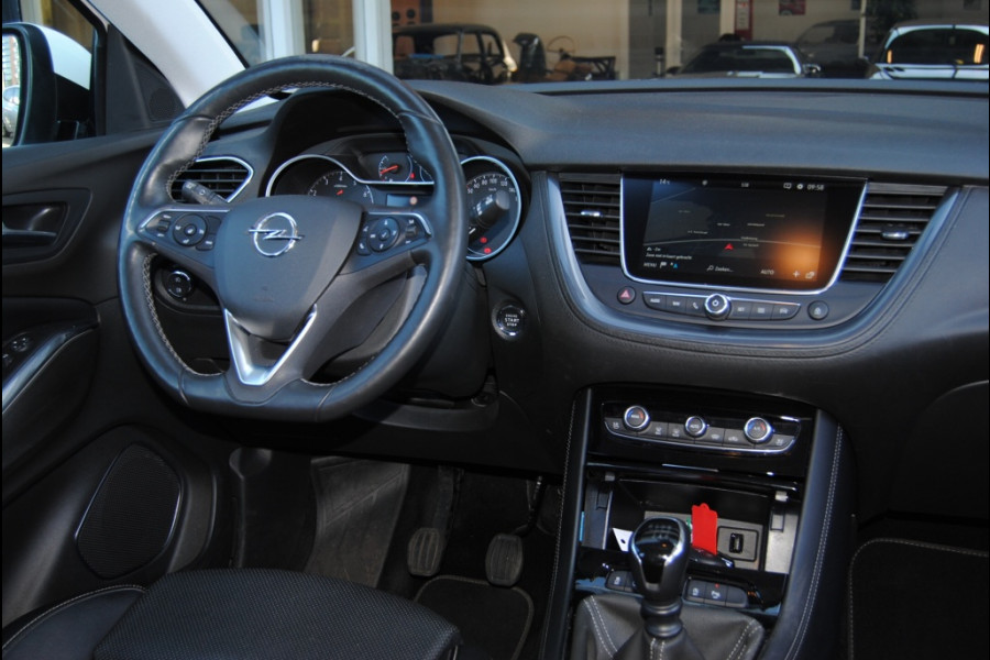 Opel Grandland X 1.2 Turbo Innovation | Carplay | Luxe uitgevoerd | Winterpakket!