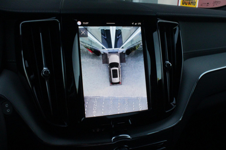 Volvo XC60 2.0 T8 Plug-in-hybrid AWD POLESTAR ENGINEERED | PANORAMA SCHUIF/KANTEL DAK | BOWERS & WILKINS PREMIUM SOUND SYSTEM | ELEKTRISCH WEGKLAPBARE TREKHAAK | 360° SURROUND VIEW CAMERA'S | STOEL/STUUR VERWARMING | ELEKTRISCH BEDIENBARE VOORSTOELEN MET GEHEUGEN OP BEIDE VOORSTOELEN | ACHTERBANK VERWARMING | STOEL/STUUR VERWARMING | HEAD UP DISPLAY | NAVIGATIE BY GOOGLE | 21" 5-Y SPAAKS GESMEDEN DIAMOND CUT/BLACK GEPOLIJSTE VELGEN | WIELKAST VERBREDERS |POLESTAR GOUDKLEURIGE ÖHLINS SCHOKDEMPERS | AKEBONO 20" PERFORMANCE REMMEN | POLESTAR VEERPOOTBRUG | APPLE CARPLAY/ANDROID AUTO