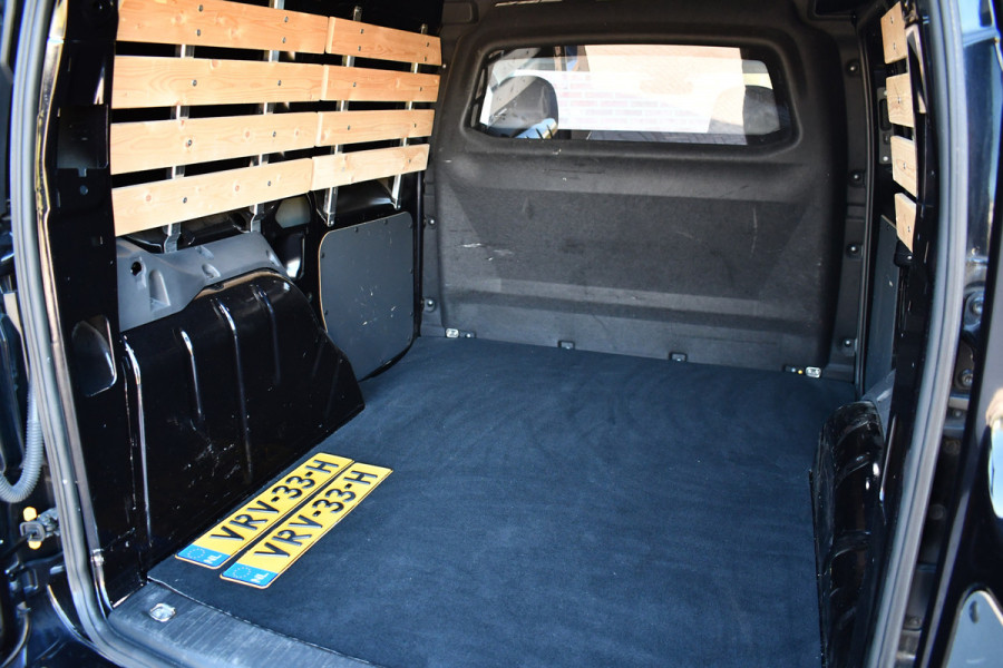 Volkswagen Caddy Cargo 2.0 TDI DSG 75 Edition Camera LED 19inch Vooruitverw