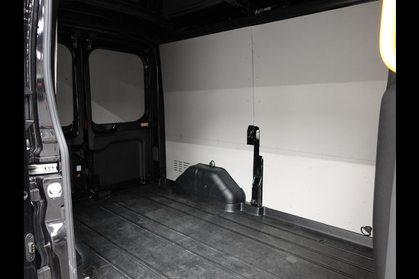 Ford Transit 310 2.0 TDCI L2H2 Trend Automaat Navigatie Airco Bluetooth Camera Cruise Control
