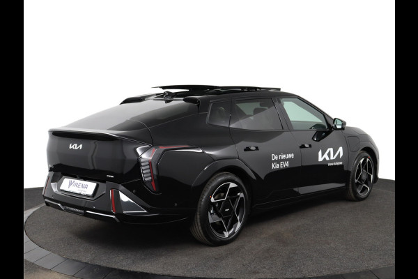 Kia EV4 Fastback GT-PlusLine 81.4 kWh - Stoelverwarming/ventilatie - Glazen Schuif-/kanteldak - Elektrisch verstelbare voorstoelen - Dodehoekcamera - Head-up display  - Fabrieksgarantie tot 09-2032