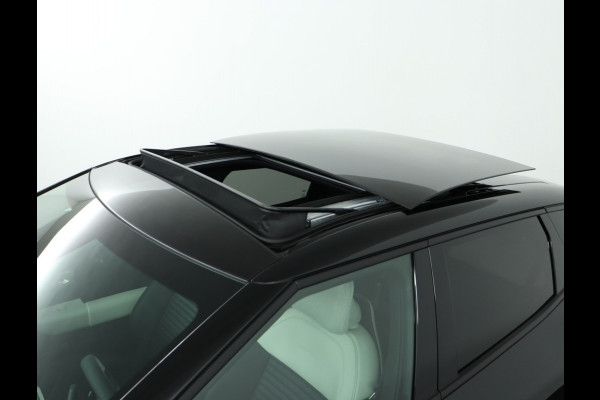 Kia EV4 Fastback GT-PlusLine 81.4 kWh - Stoelverwarming/ventilatie - Glazen Schuif-/kanteldak - Elektrisch verstelbare voorstoelen - Dodehoekcamera - Head-up display  - Fabrieksgarantie tot 09-2032