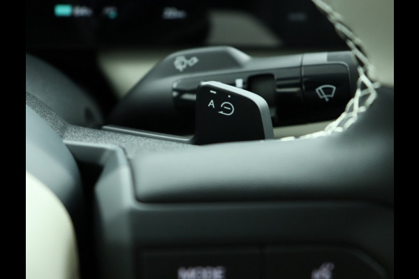 Kia EV4 Fastback GT-PlusLine 81.4 kWh - Stoelverwarming/ventilatie - Glazen Schuif-/kanteldak - Elektrisch verstelbare voorstoelen - Dodehoekcamera - Head-up display  - Fabrieksgarantie tot 09-2032