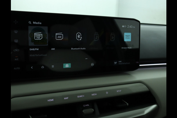 Kia EV4 Fastback GT-PlusLine 81.4 kWh - Stoelverwarming/ventilatie - Glazen Schuif-/kanteldak - Elektrisch verstelbare voorstoelen - Dodehoekcamera - Head-up display  - Fabrieksgarantie tot 09-2032