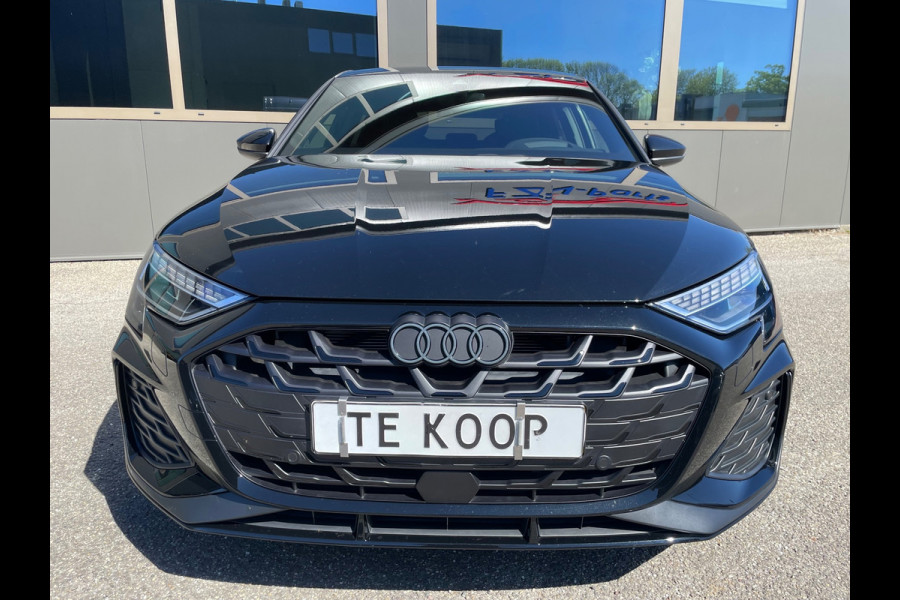 Audi A3 Sportback 35 TFSI 3x S-Line 1ste eigenaar dealer onderhouden vol in de opties.