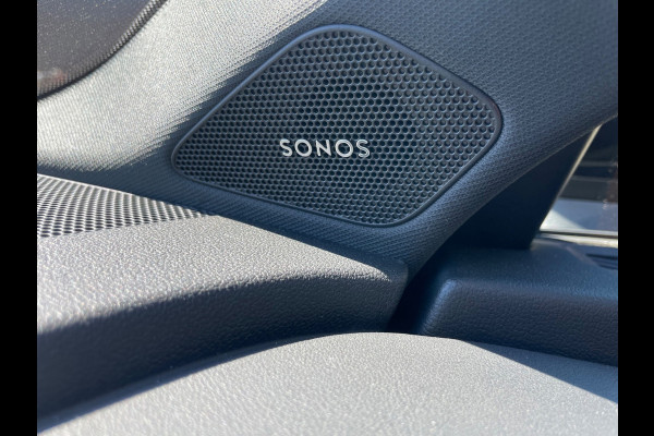 Audi A3 Sportback 35 TFSI 3x S-Line 1ste eigenaar dealer onderhouden vol in de opties.