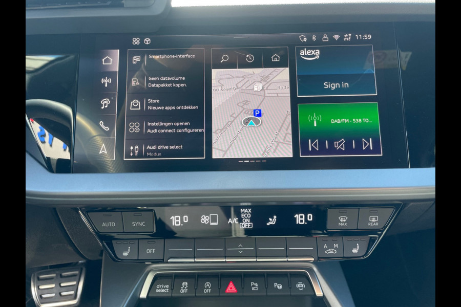 Audi A3 Sportback 35 TFSI 3x S-Line 1ste eigenaar dealer onderhouden vol in de opties.