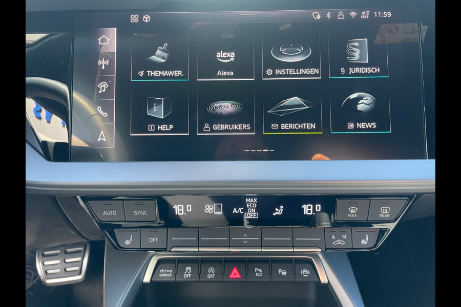 Audi A3 Sportback 35 TFSI 3x S-Line 1ste eigenaar dealer onderhouden vol in de opties.