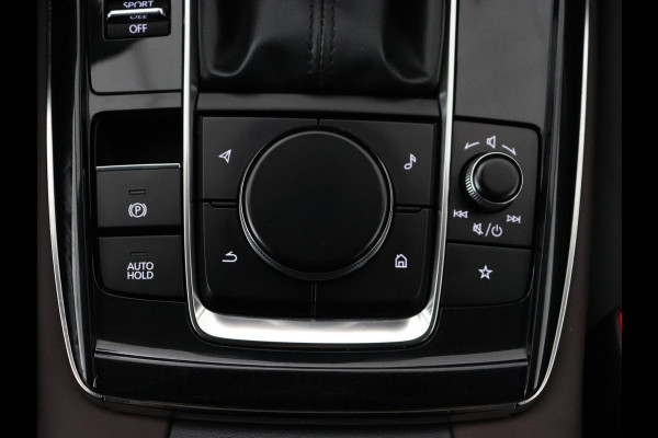 Mazda CX-30 2.0 e-SkyActiv-X M Hybrid Luxury | Leder | Trekhaak | Stoelverwarming | 360 Camera | Head-Up | Carplay | Bose Sound | Stuurverwarming | Navigatie | Keyless | Climate control