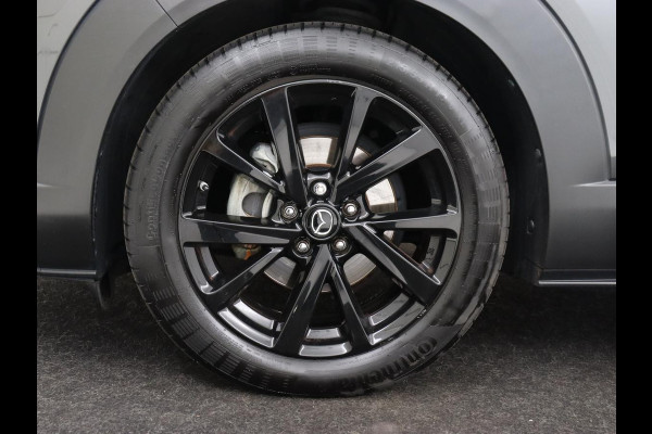 Mazda CX-30 2.0 e-SkyActiv-X M Hybrid Luxury | Leder | Trekhaak | Stoelverwarming | 360 Camera | Head-Up | Carplay | Bose Sound | Stuurverwarming | Navigatie | Keyless | Climate control