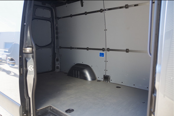 Mercedes-Benz Sprinter 317 1.9 CDI L2H2 AUT. LED, 3.5T TREKHAAK, CAMERA, GEVEERDE STOEL, NAVI, CRUISE, CLIMA