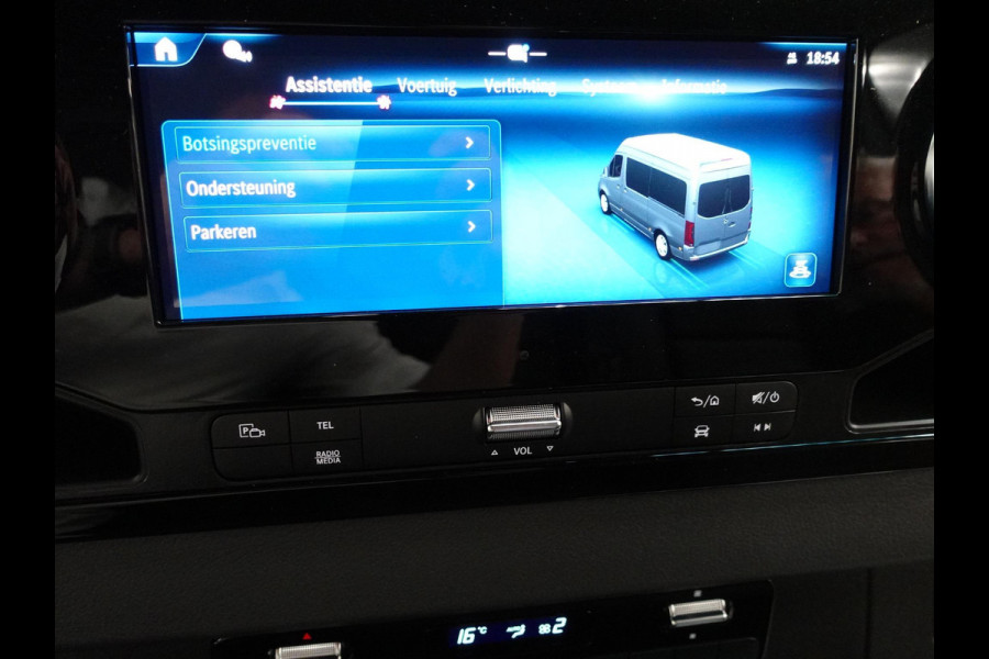 Mercedes-Benz Sprinter 315 CDI Automaat L2H2 PRO Airco MBUX Navigatie Adaptive Cruise Control Leder PDC VA + Camera Trekhaak 3500kg Comfortstoel