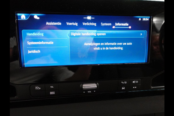 Mercedes-Benz Sprinter 315 CDI Automaat L2H2 PRO Airco MBUX Navigatie Adaptive Cruise Control Leder PDC VA + Camera Trekhaak 3500kg Comfortstoel