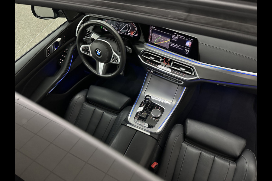 BMW X5 xDrive40i M-Sport | Panorama | 360 Camera | ACC | Laser-LED | Head-Up | Harman-Kardon | Trekhaak | Keyless-Entry | 22 inch | Memory | Leder | Carplay | Dealer Onderhouden | ISO-Glas | Sfeerverlichting | Draadloos Laden |