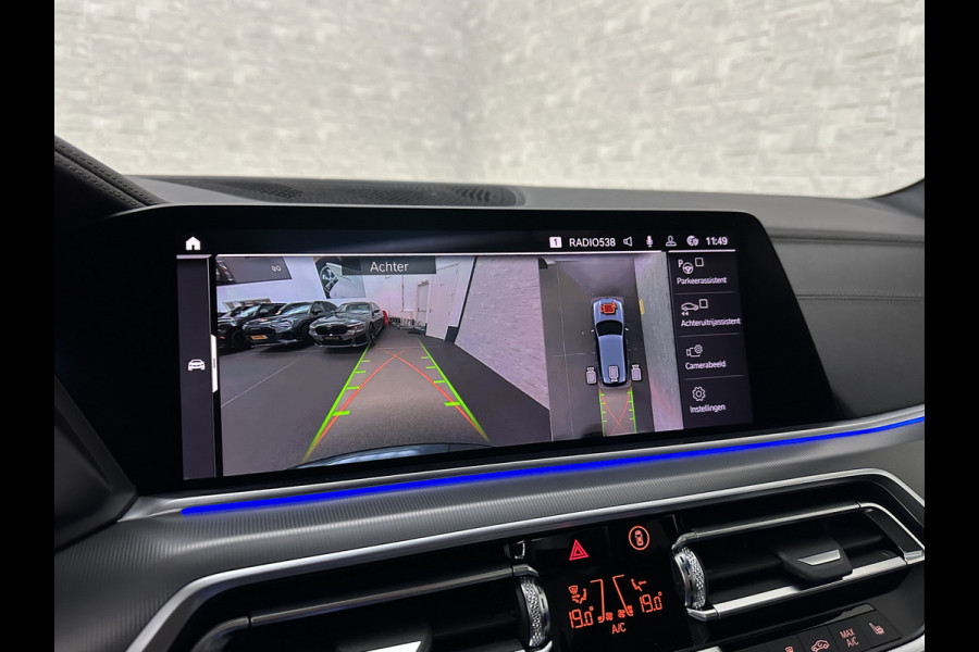 BMW X5 xDrive40i M-Sport | Panorama | 360 Camera | ACC | Laser-LED | Head-Up | Harman-Kardon | Trekhaak | Keyless-Entry | 22 inch | Memory | Leder | Carplay | Dealer Onderhouden | ISO-Glas | Sfeerverlichting | Draadloos Laden |