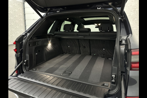 BMW X5 xDrive40i M-Sport | Panorama | 360 Camera | ACC | Laser-LED | Head-Up | Harman-Kardon | Trekhaak | Keyless-Entry | 22 inch | Memory | Leder | Carplay | Dealer Onderhouden | ISO-Glas | Sfeerverlichting | Draadloos Laden |