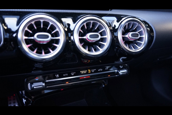 Mercedes-Benz A-Klasse 200 AMG AUTOMAAT-CLIMA-CRUISE-MBUX-NAVIGATIE-PANORAMA-STOELVERWARMING