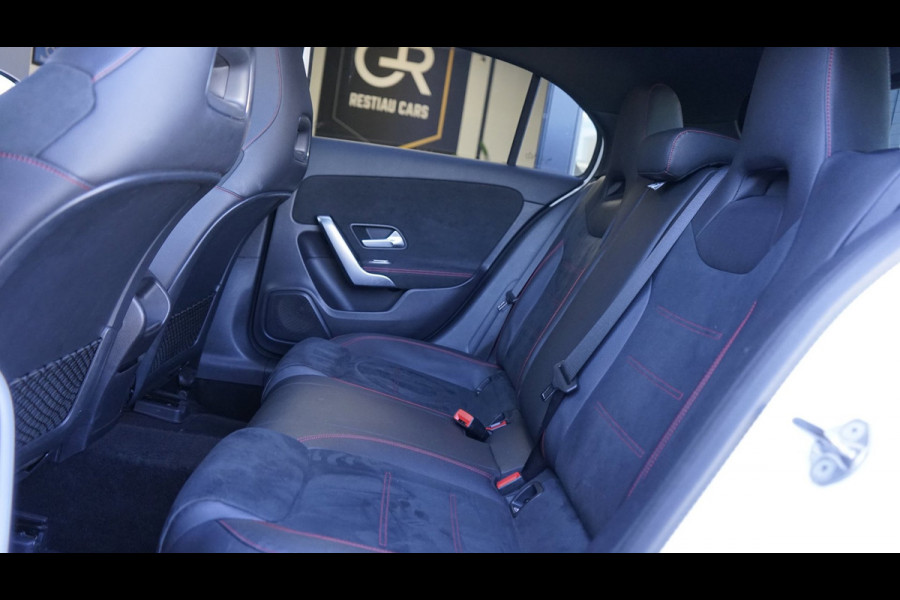 Mercedes-Benz A-Klasse 200 AMG AUTOMAAT-CLIMA-CRUISE-MBUX-NAVIGATIE-PANORAMA-STOELVERWARMING