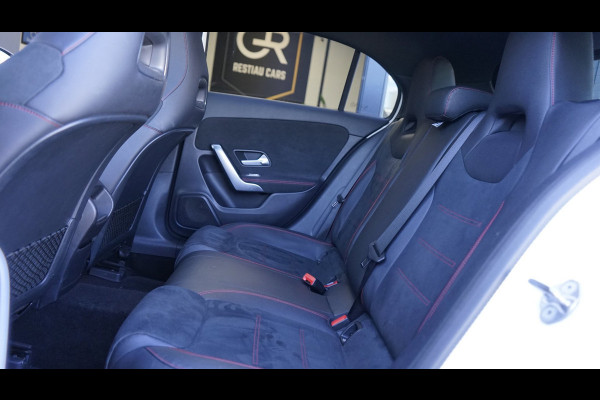 Mercedes-Benz A-Klasse 200 AMG AUTOMAAT-CLIMA-CRUISE-MBUX-NAVIGATIE-PANORAMA-STOELVERWARMING