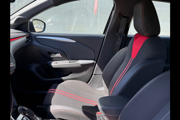 Opel Corsa 1.2 GS Line Automaat Black Edition