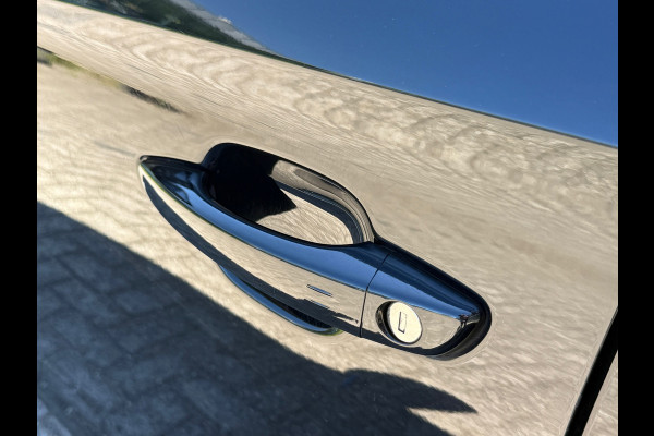 Opel Corsa 1.2 GS Line Automaat Black Edition