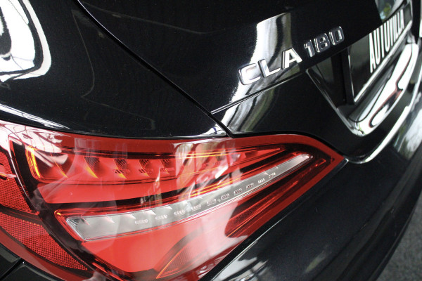 Mercedes-Benz CLA-Klasse Shooting Brake 180 Business Solution AMG Apple Carplay - Alcantara - 18 Inch - Elec Trekhaak