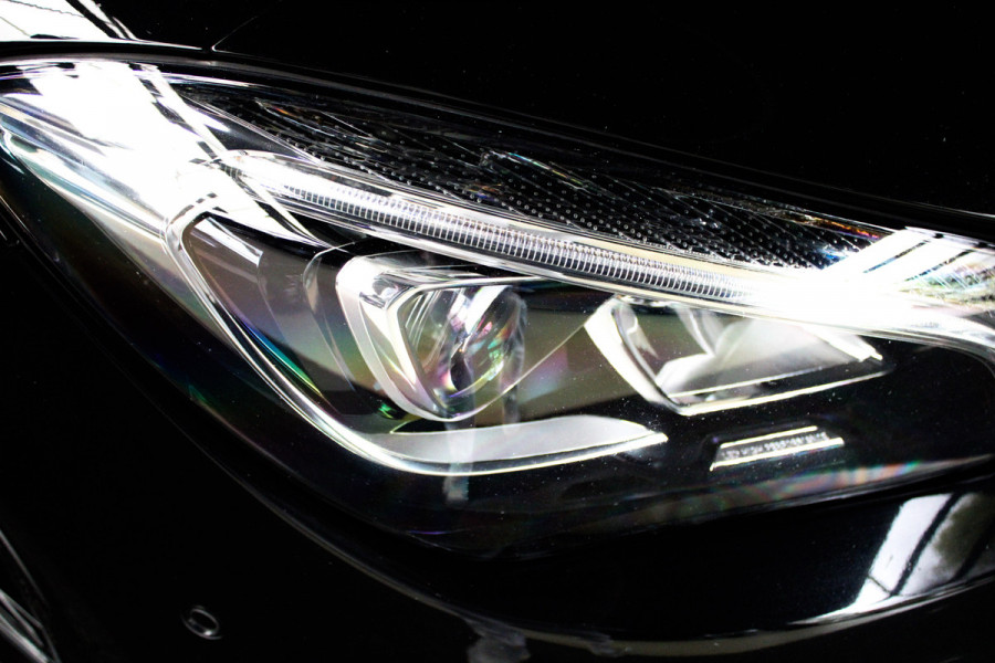 Mercedes-Benz CLA-Klasse Shooting Brake 180 Business Solution AMG Apple Carplay - Alcantara - 18 Inch - Elec Trekhaak